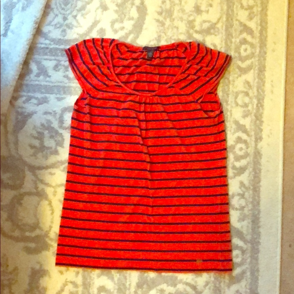 Red striped tshirt